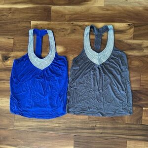 Rain Sequin Neck Halter Tank Top - Blue and Gray size Medium